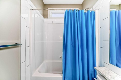 96 Skyview Ranch Avenue Ne, Calgary, AB - Indoor Photo Showing Bathroom