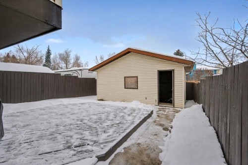 34 Woodglen Crescent Sw, Calgary, AB - Outdoor With Exterior