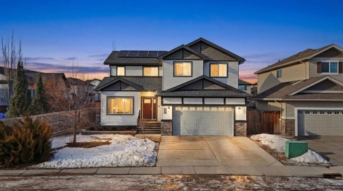136 Wildrose Crescent, Strathmore, AB - Outdoor With Facade