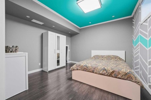 136 Wildrose Crescent, Strathmore, AB - Indoor Photo Showing Bedroom