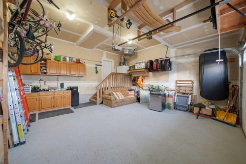 136 Wildrose Crescent, Strathmore, AB - Indoor