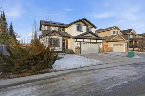136 Wildrose Crescent, Strathmore, AB - Outdoor With Facade