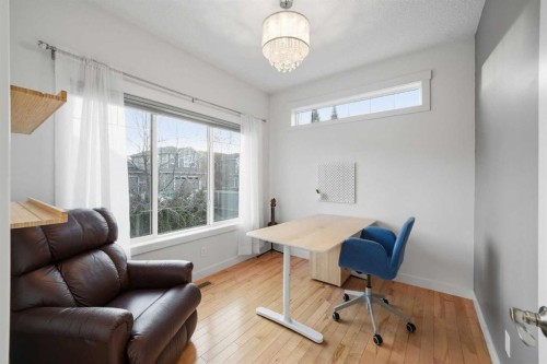 136 Wildrose Crescent, Strathmore, AB - Indoor Photo Showing Office