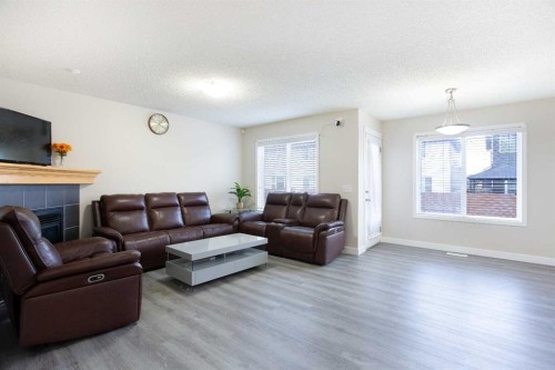 138 Saddlecrest Way Ne, Calgary, AB - Indoor Photo Showing Living Room