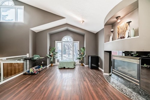 8373 Edgevalley Drive Nw, Calgary, AB 