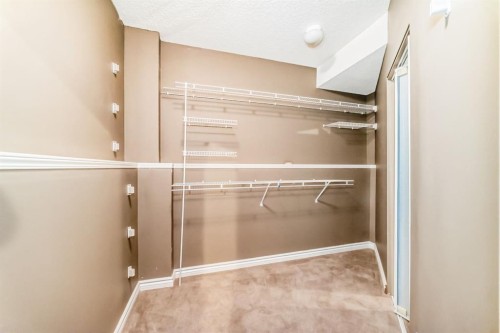 8373 Edgevalley Drive Nw, Calgary, AB 