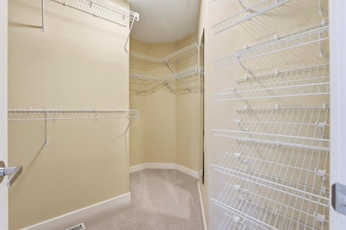 33 Prominence Park Sw, Calgary, AB 