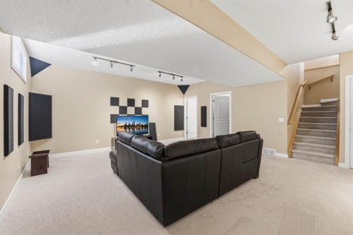 33 Prominence Park Sw, Calgary, AB 