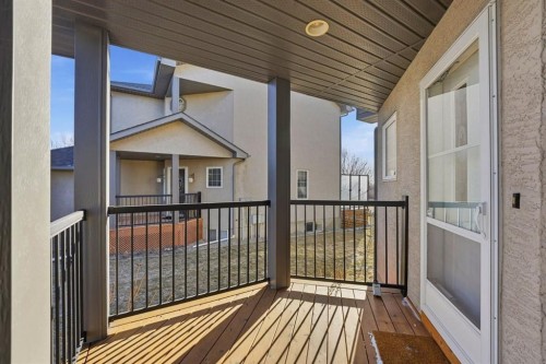 33 Prominence Park Sw, Calgary, AB 