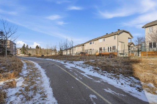 33 Prominence Park Sw, Calgary, AB 