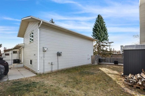 98 Ranch Glen Drive Nw, Calgary, AB - Outdoor