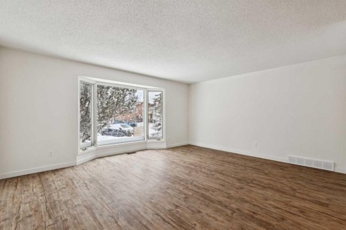 220 Templeby Place Ne, Calgary, AB 