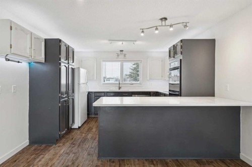 220 Templeby Place Ne, Calgary, AB 