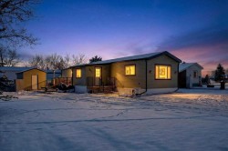 603 Homestead Place  High River, AB T1V 1K1