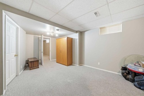 302 Strathaven Drive, Strathmore, AB - Indoor Photo Showing Other Room