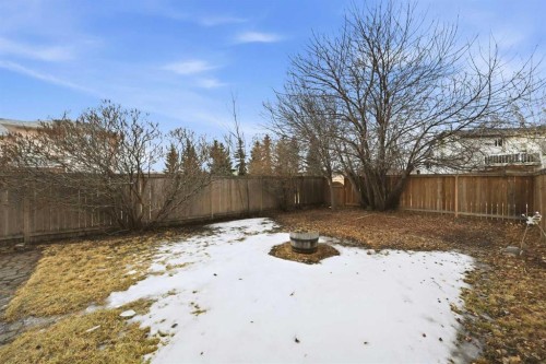 302 Strathaven Drive, Strathmore, AB - Outdoor
