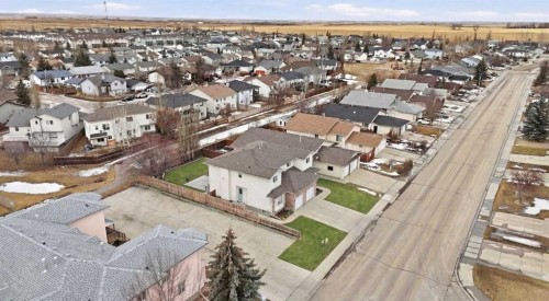 302 Strathaven Drive, Strathmore, AB - Outdoor With View