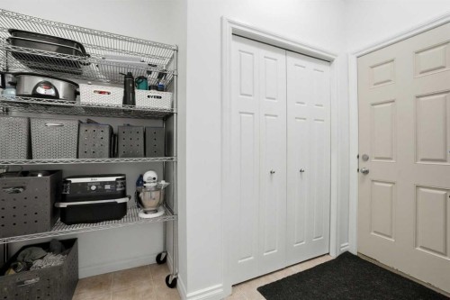 49 Williamstown Green Nw, Airdrie, AB - Indoor Photo Showing Other Room