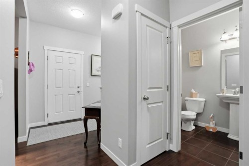 160 Sage Valley Circle Nw, Calgary, AB - Indoor Photo Showing Bathroom