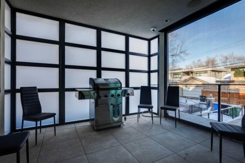 530 Crescent Road Nw, Calgary, AB -  With Exterior