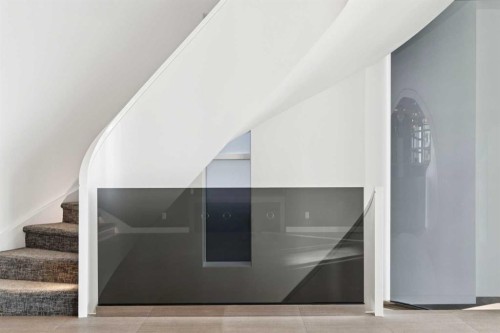 530 Crescent Road Nw, Calgary, AB - Indoor Photo Showing Other Room