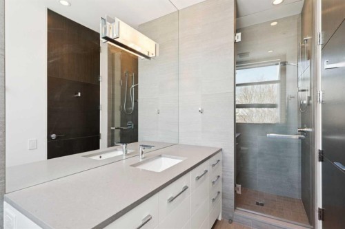 530 Crescent Road Nw, Calgary, AB - Indoor