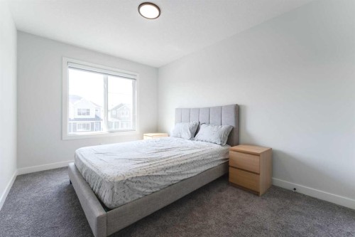 200 Lewiston Drive Ne, Calgary, AB - Indoor Photo Showing Bedroom