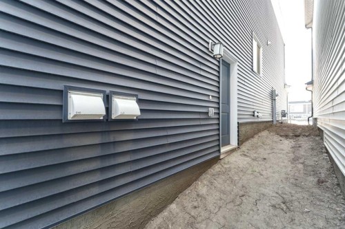 200 Lewiston Drive Ne, Calgary, AB - Outdoor