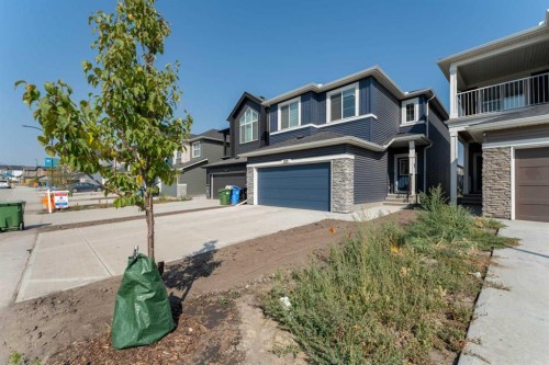 200 Lewiston Drive Ne, Calgary, AB - Outdoor With Facade
