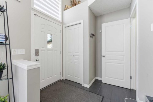 59 New Brighton Common Se, Calgary, AB - Indoor