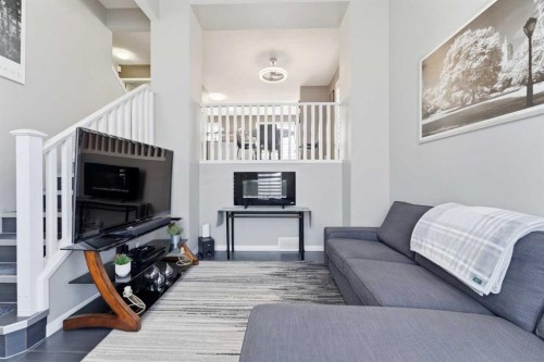 59 New Brighton Common Se, Calgary, AB - Indoor