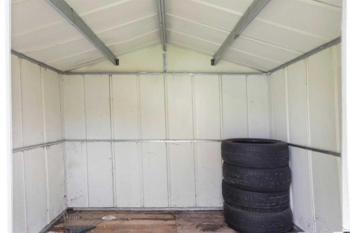 173 Gordon Drive Sw, Calgary, AB - Indoor Photo Showing Other Room