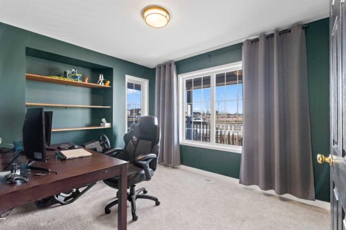 21 Wilson Road Ne, Langdon, AB - Indoor Photo Showing Office