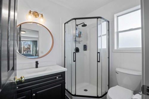 21 Wilson Road Ne, Langdon, AB - Indoor Photo Showing Bathroom