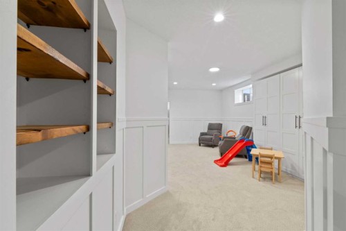 21 Wilson Road Ne, Langdon, AB - Indoor