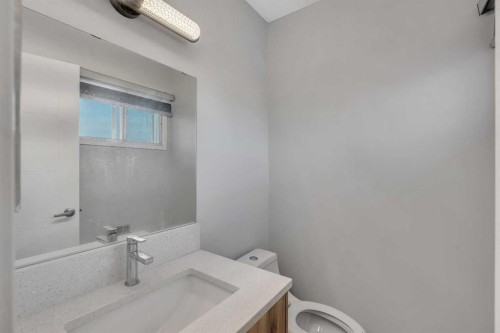 108 Whiteglen Crescent Ne, Calgary, AB - Indoor Photo Showing Bathroom