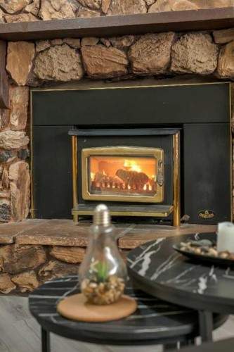 108 Whiteglen Crescent Ne, Calgary, AB - Indoor