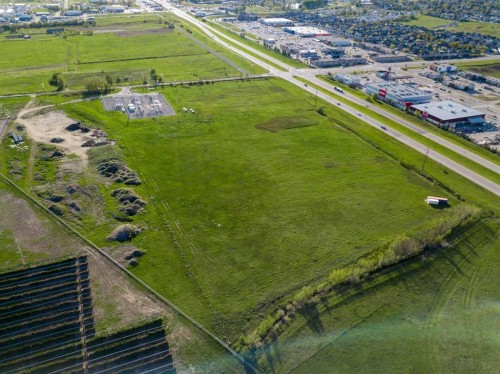 1 Highway 1, Strathmore, AB 