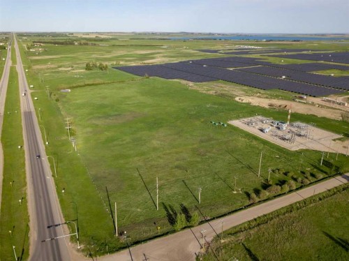 1 Highway 1, Strathmore, AB 