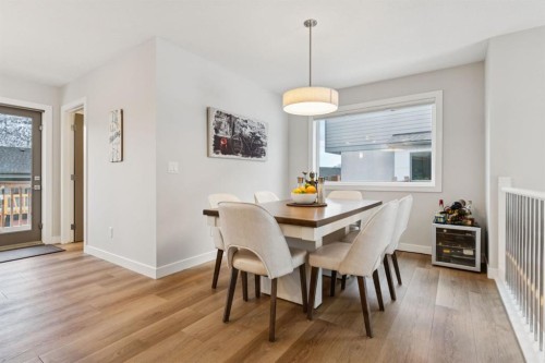 1348 Three Sisters Parkway, Canmore, AB - Indoor Photo Showing Dining Room