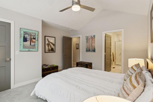 1348 Three Sisters Parkway, Canmore, AB - Indoor Photo Showing Bedroom