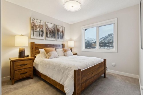 1348 Three Sisters Parkway, Canmore, AB - Indoor Photo Showing Bedroom