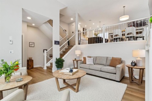 1348 Three Sisters Parkway, Canmore, AB - Indoor Photo Showing Living Room