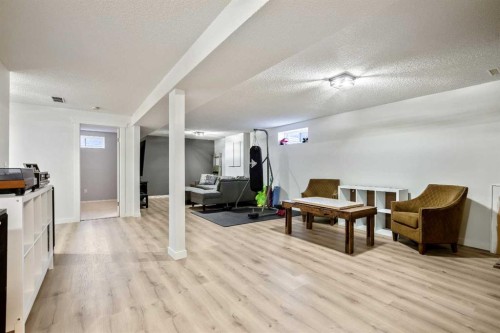 830 Westmount Drive, Strathmore, AB - Indoor