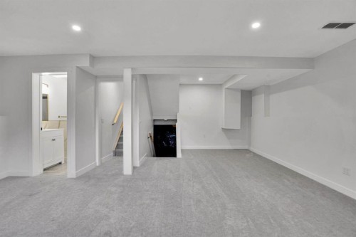 96 Covington Road Ne, Calgary, AB - Indoor