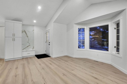 96 Covington Road Ne, Calgary, AB - Indoor Photo Showing Other Room
