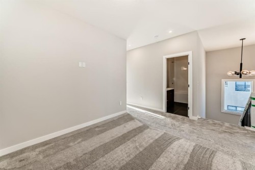 504 Heritage Boulevard, Cochrane, AB - Indoor