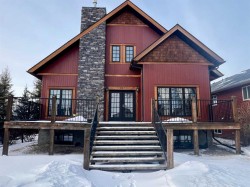 107 Poplar Avenue  Trochu, AB T0M 2C0