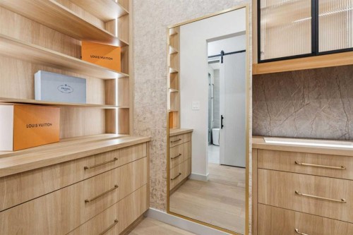 1330 8 Avenue Se, Calgary, AB - Indoor