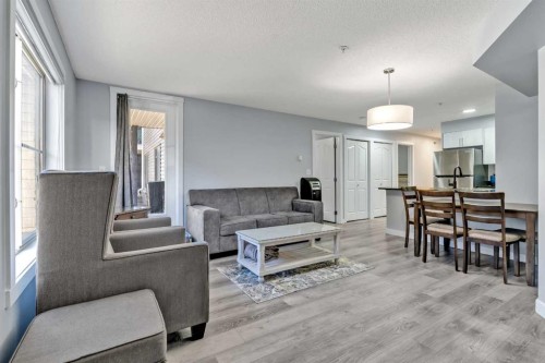 117-7130 80 Avenue Ne, Calgary, AB - Indoor